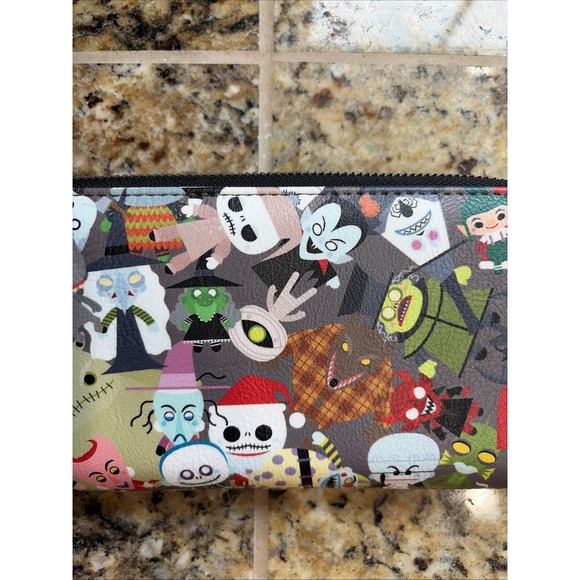 Loungefly Disney Tim Burton Nightmare Before Christmas Zip Around Card Wallet - Picture 7 of 16